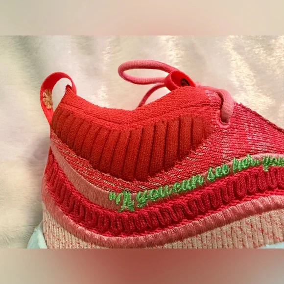 Aja Wilson x Nike Stylish Pink and Green Sneakers - Picture 12 of 16